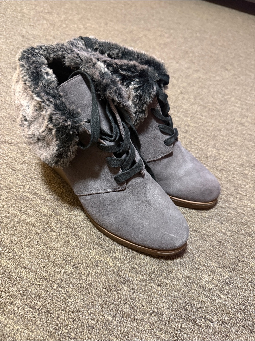 Cole Haan Gray Faux-Fur Trim Suede Lace-Up Ankle Booties